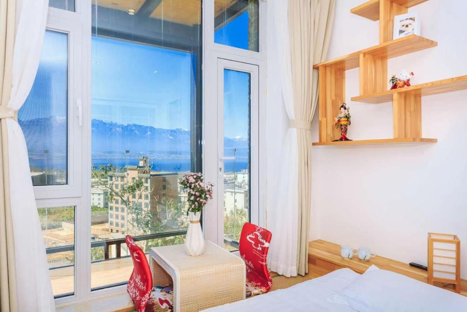 Dali Listening Sea View Villa大理听城海景别墅 Extérieur photo