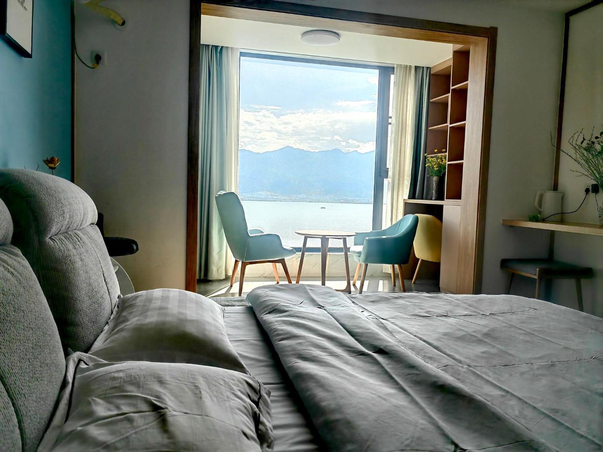Dali Listening Sea View Villa大理听城海景别墅 Extérieur photo