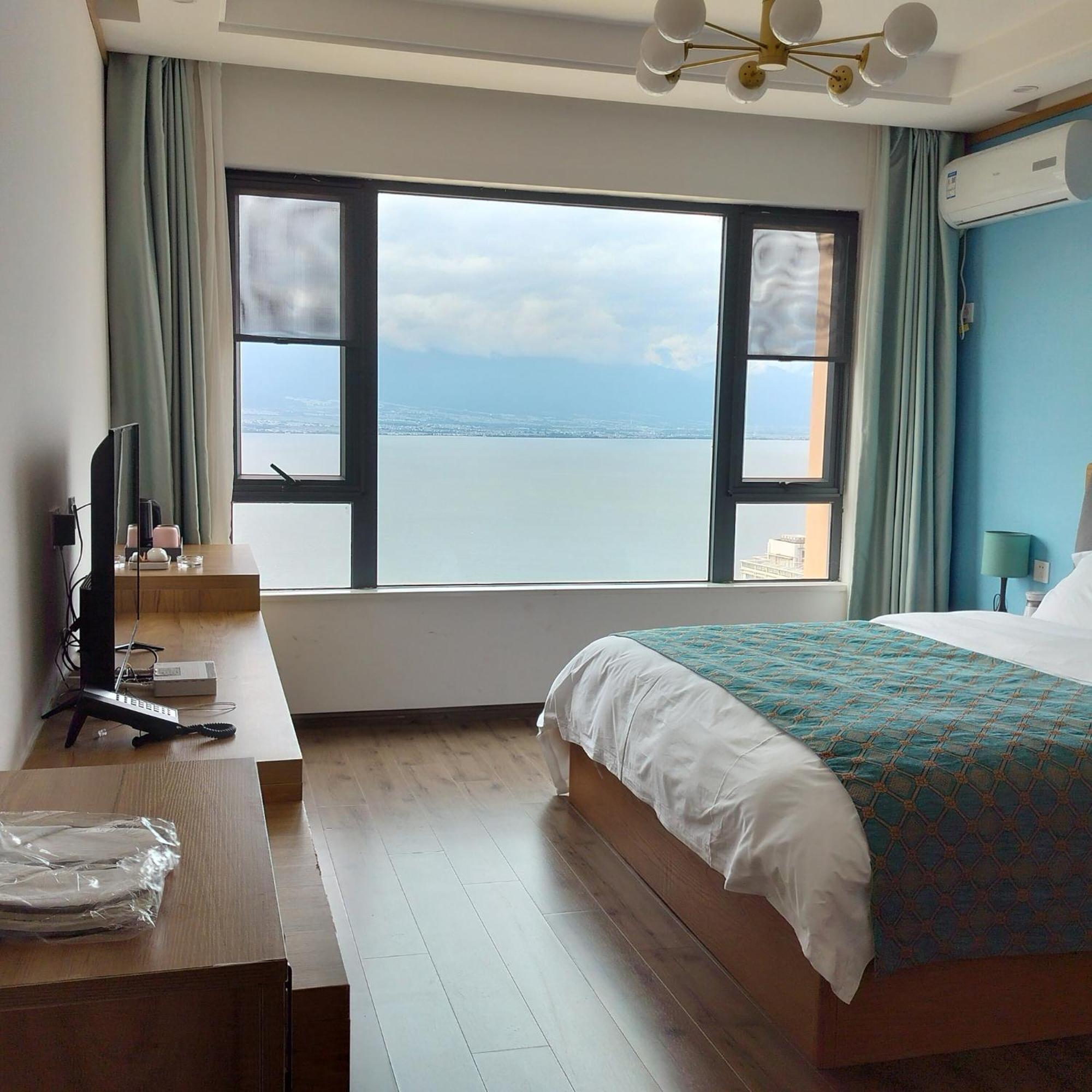 Dali Listening Sea View Villa大理听城海景别墅 Extérieur photo