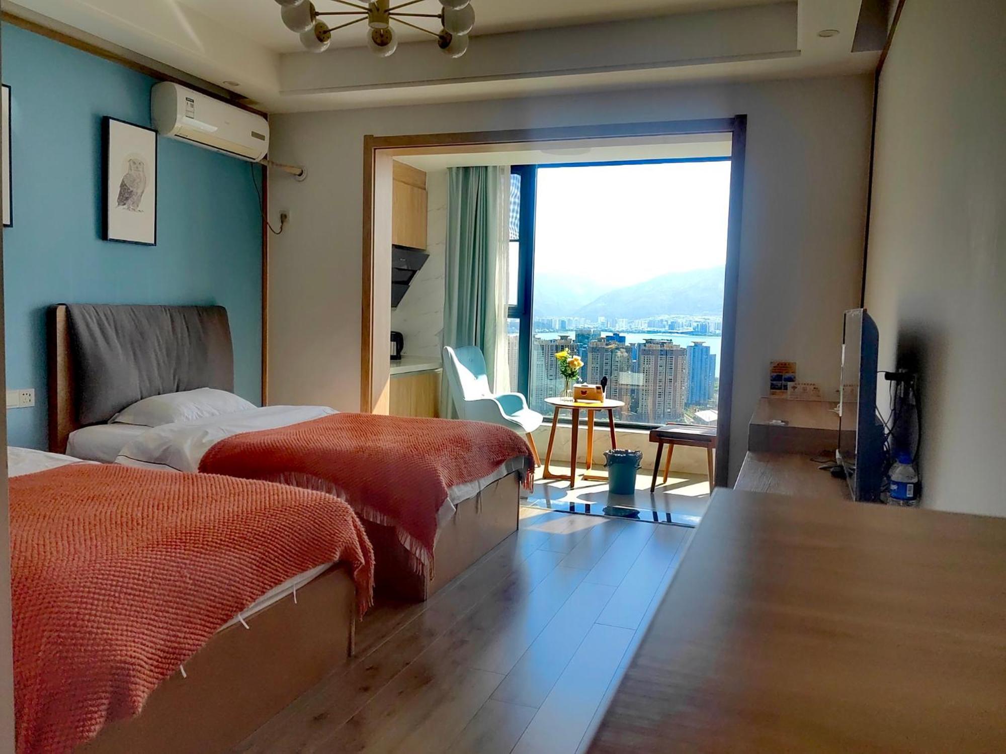 Dali Listening Sea View Villa大理听城海景别墅 Extérieur photo